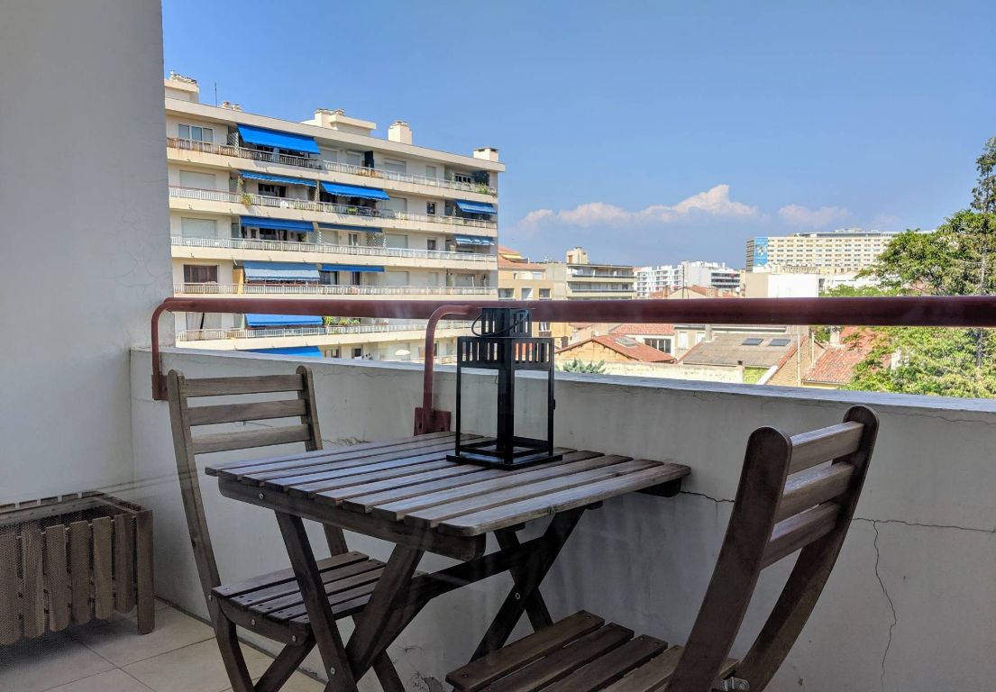 Appartement T2 à Louer, 13005, Marseille