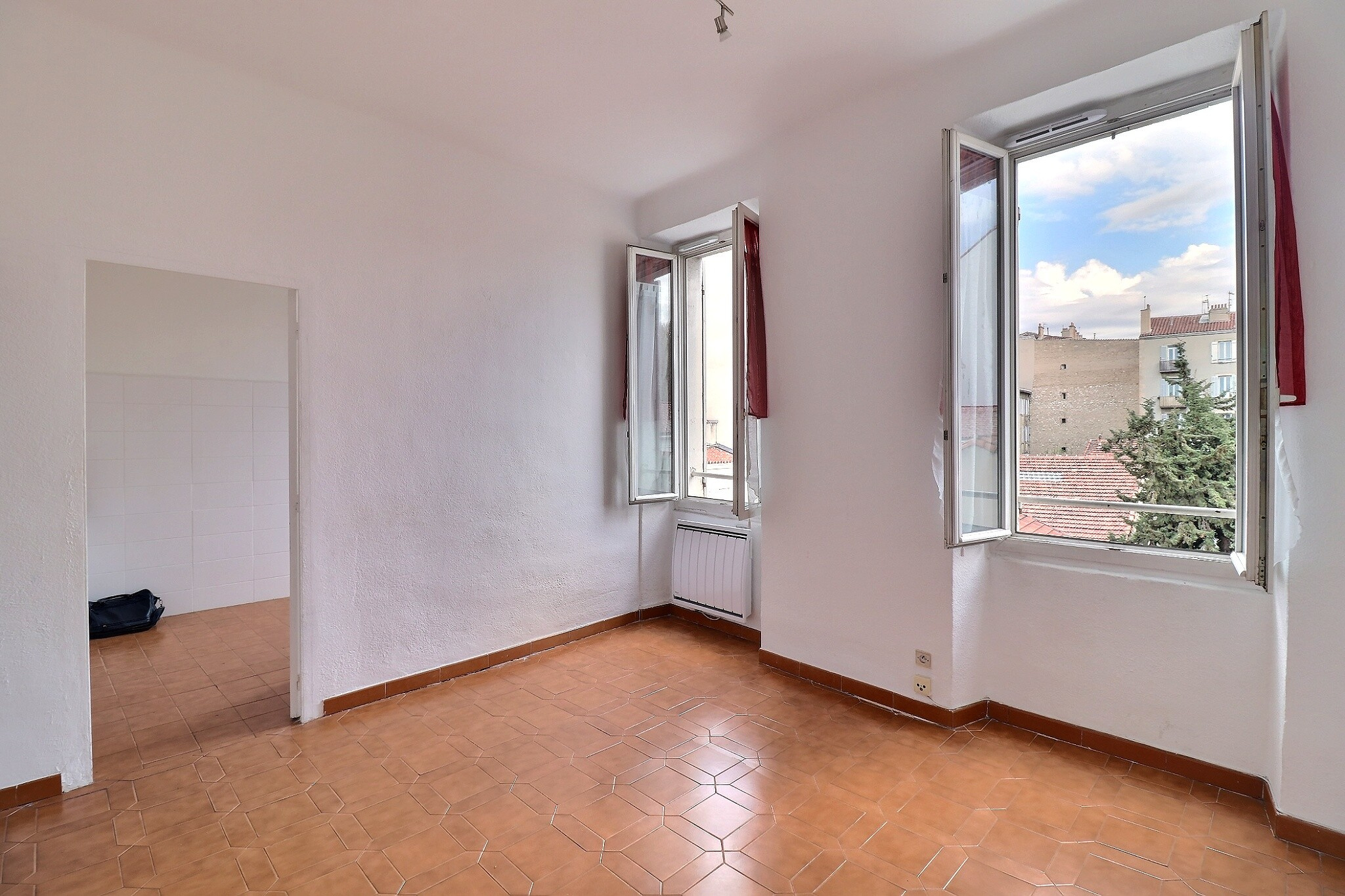 Appartement T2 à Vendre, 13005, Marseille